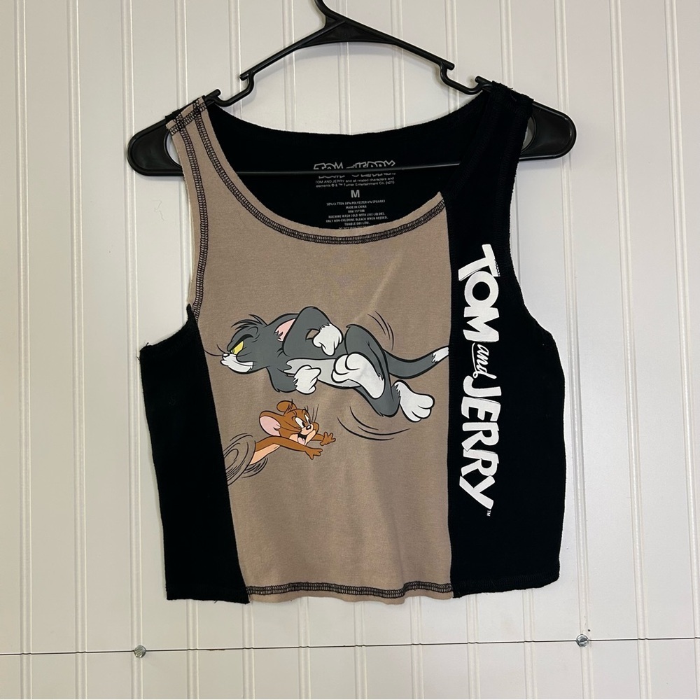 Tom and Jerry Graphic Tank Top Size Medium